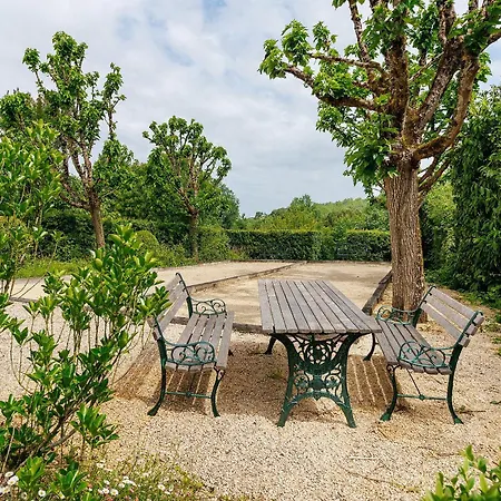 Pin Penche, Havre De Paix Tatil Evi Montcabrier (Lot)